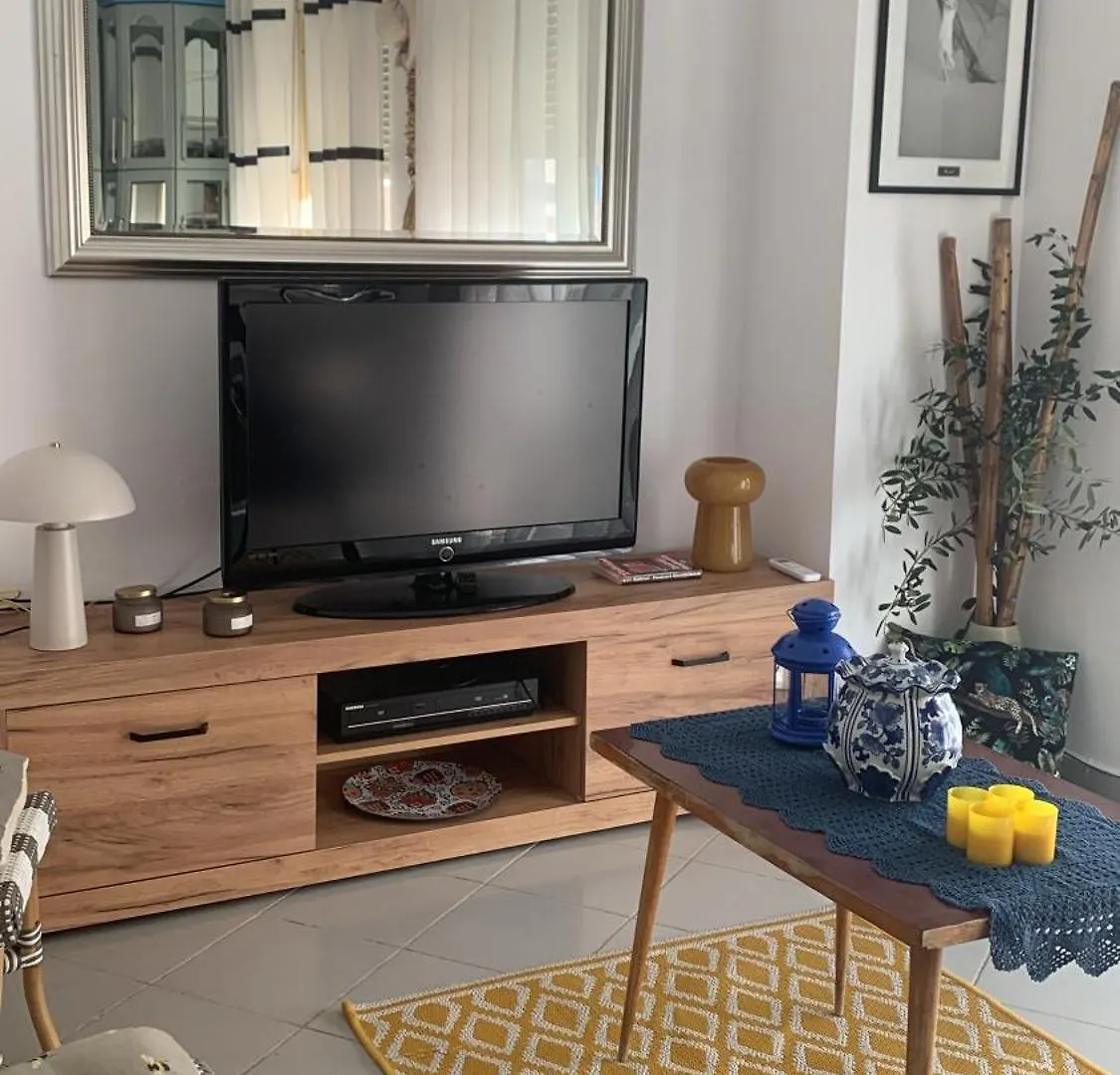 Cozy Anna Apartment ,Near The Sea, Central Location ,Rruga Pavaresia Durrës 0*,  Albánia
