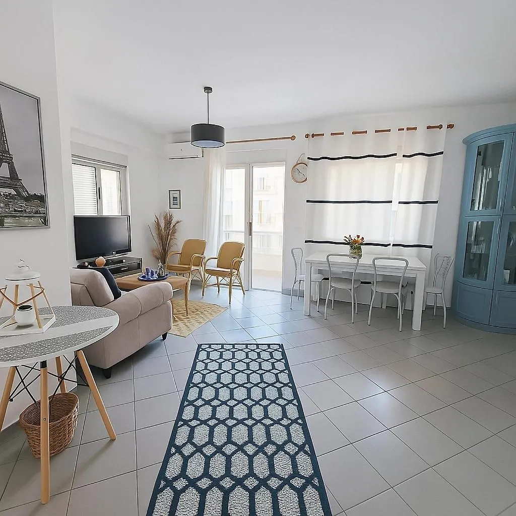 Cozy Anna Apartment ,Near The Sea, Central Location ,Rruga Pavaresia Durrës